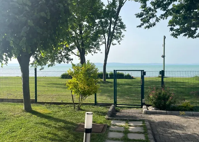 Siofok Aranypart Apartman